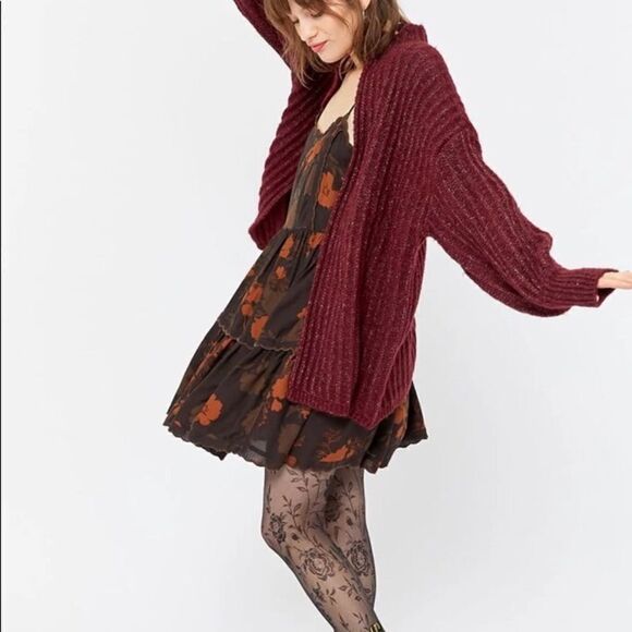 NWOT Urban Outfitters cardigan size S - Picture 2 of 7